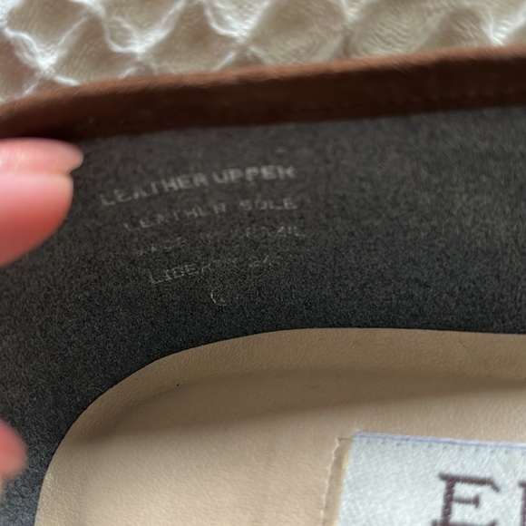 NWOB Enzo Angiolini Brown Suede Loafers - Picture 6 of 6